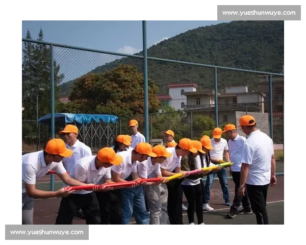 围绕班比赛展现团队奋斗与集体荣誉精神精彩风貌的主题创意佳标题