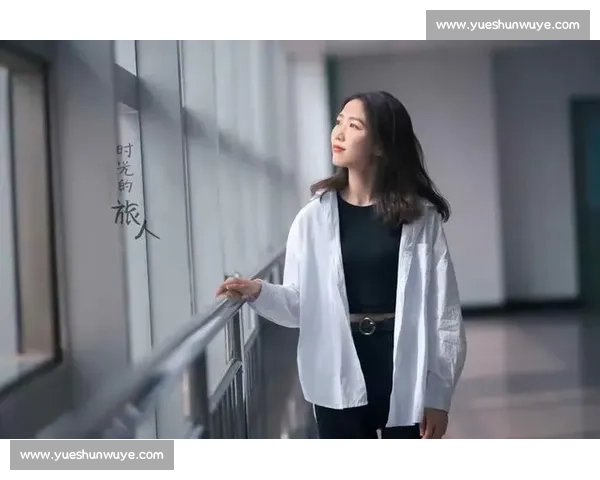 在声音与情感交汇的舞台上记一次难忘的朗诵比赛成长之旅青春记忆